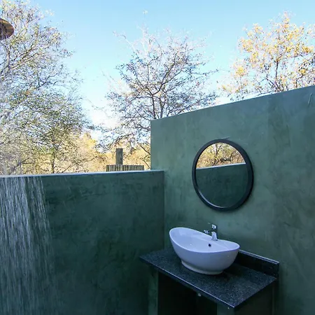 Tomo Safari Lodge Hoedspruit Exterior photo